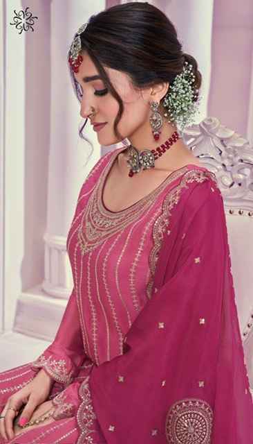 Vinay Fashion Kuleesh Rangrasiya Chinon Dress Material (6 pcs Catalogue)